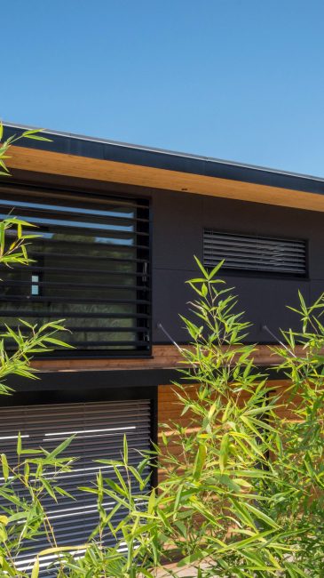 NaturARCH, Architecture conception bioclimatique durable, maison en longueur, Beaussier Champtercier, Alpes-de-Haute-Provence
