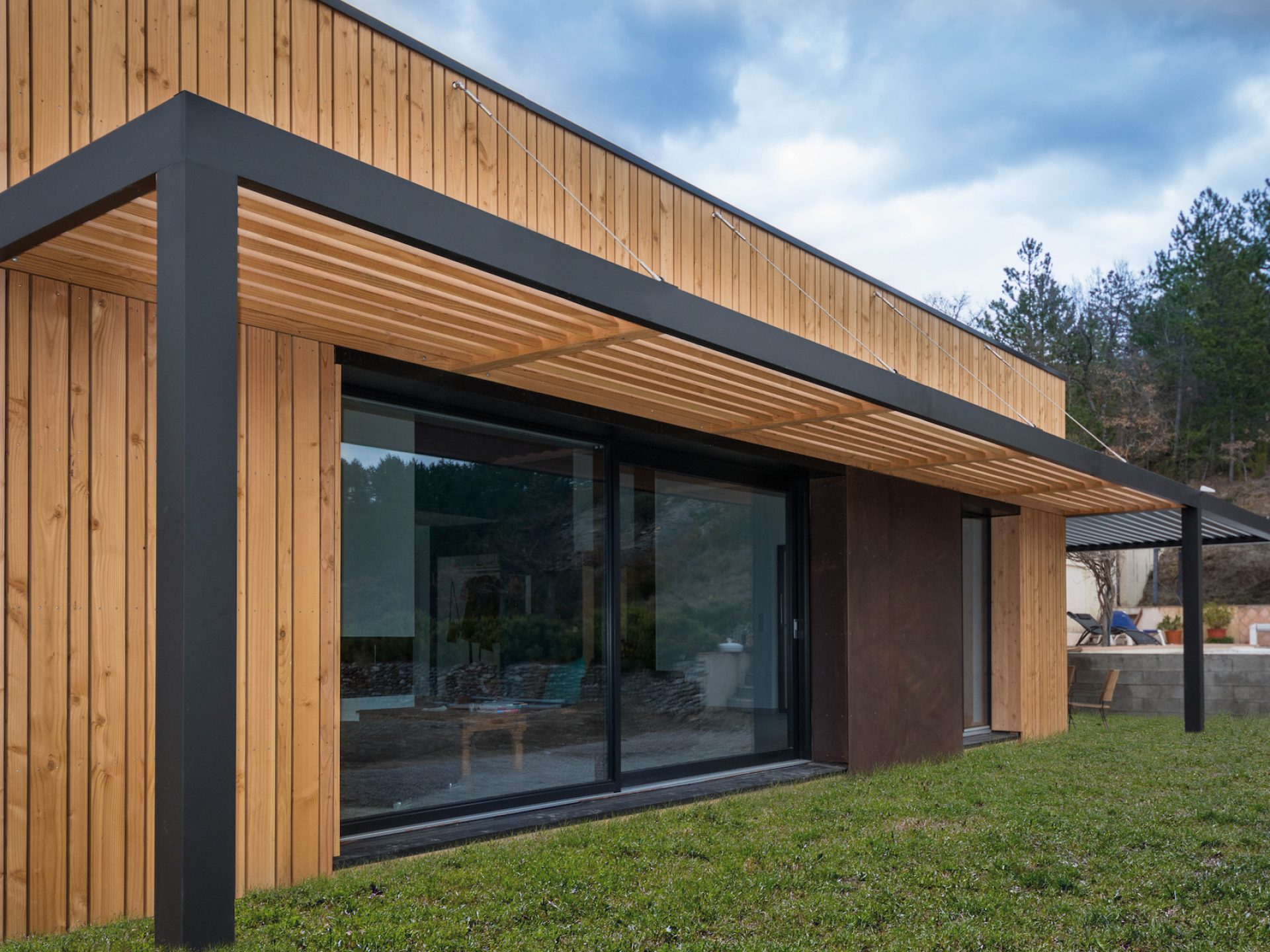 NaturARCH, relookage maison d'architecte écologique individuelle de plain-pied à Entrepierres